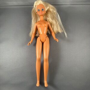 Vintage Skipper Barbie 1989 Wet 'n Wild #4138 no clothes doll only